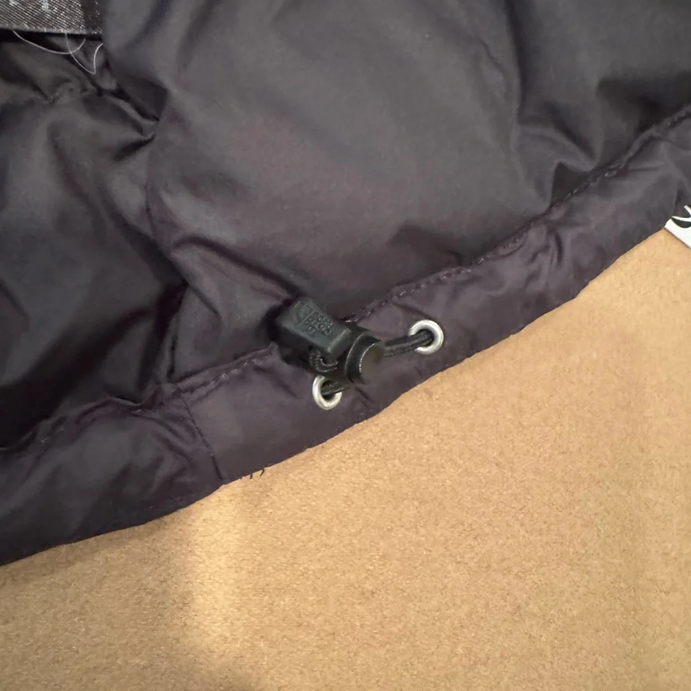 The North Face Women’s 700 Down Filled Puffer Jacket- Size Small - Picture 9 of 15